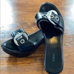 Black Fioni Clog 6.5